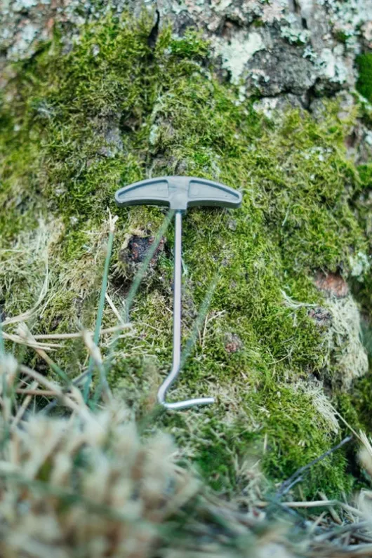 Blue Mountain Tent Peg Extractor