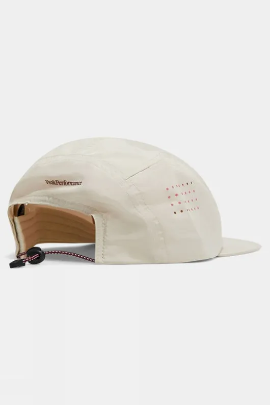 Peak Performance Unisex Lightweight Cap